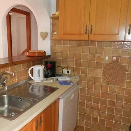 Apartamento-sol-2-pax דירה